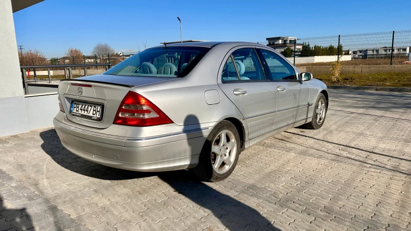 Mercedes-Benz C 200 C200 avantgarde automatic РЕАЛНИ КМ, снимка 4 - Автомобили и джипове - 48745914