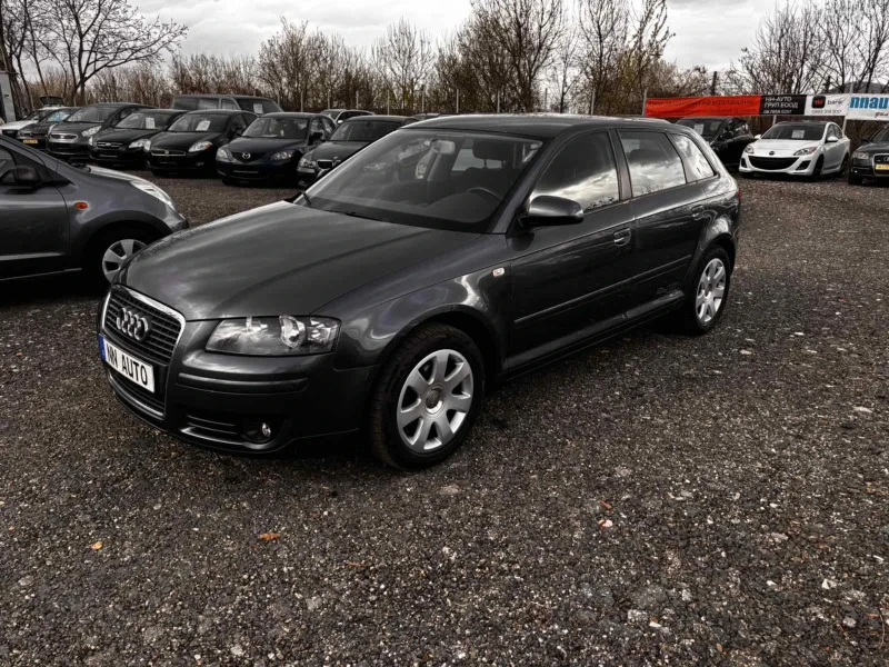 Audi A3 2.0TDI AUTOM, снимка 2 - Автомобили и джипове - 49520124