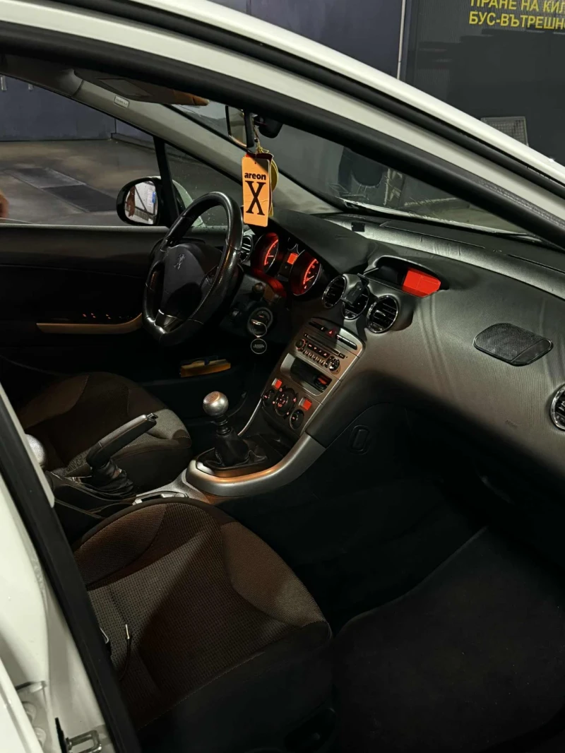 Peugeot 308, снимка 6 - Автомобили и джипове - 52507798