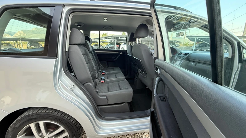 VW Touran 1.6/102к.с./GPL/ГАЗ/NAVI/ВНОС ИТАЛИЯ, снимка 17 - Автомобили и джипове - 51243142