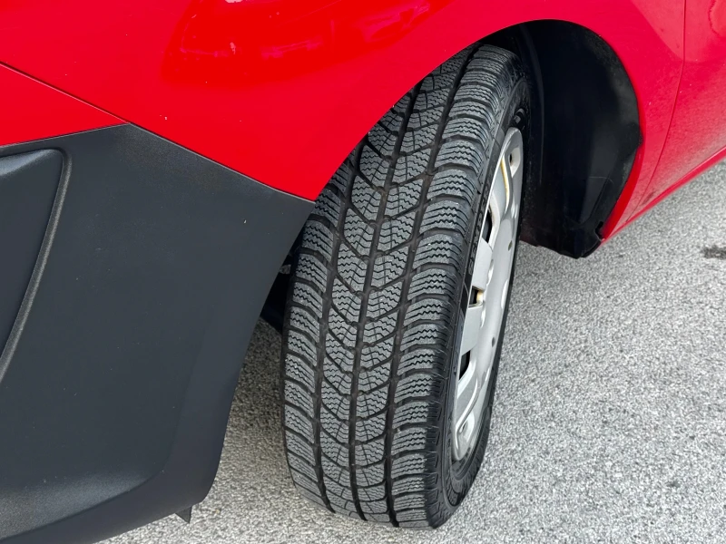 Fiat Doblo 1.6MJET MAXXI, снимка 9 - Автомобили и джипове - 52003349