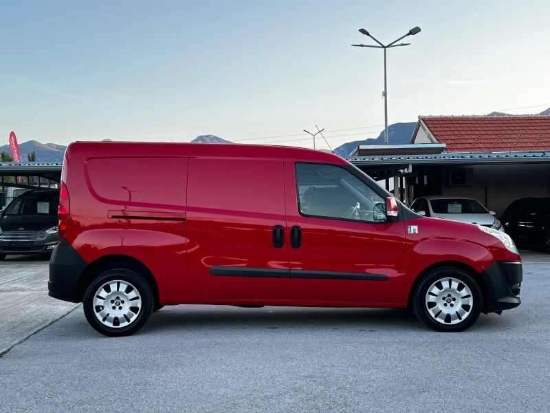 Fiat Doblo 1.6MJET MAXXI, снимка 5 - Автомобили и джипове - 52003349