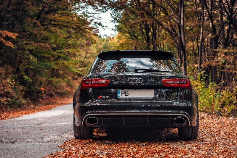Audi Rs6, снимка 7 - Автомобили и джипове - 52178872