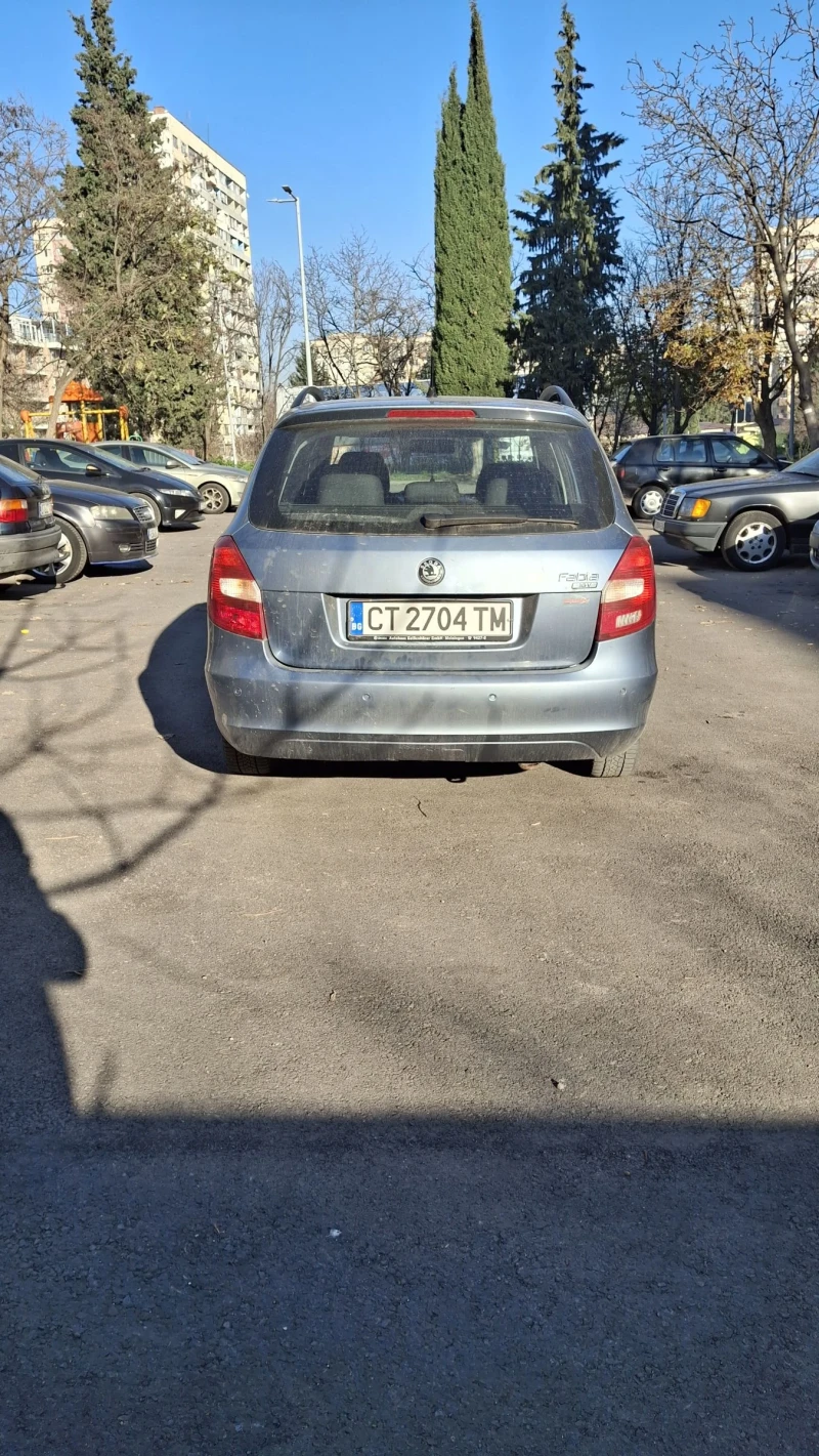 Skoda Fabia 1.4, снимка 3 - Автомобили и джипове - 52848210