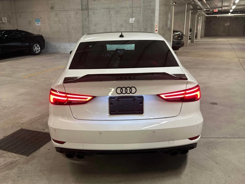 Audi A3 * 2.0T Komfort * CARFAX * БЕЗ ПЪРВОНАЧАЛНА ВНОСКА, снимка 4 - Автомобили и джипове - 52950782