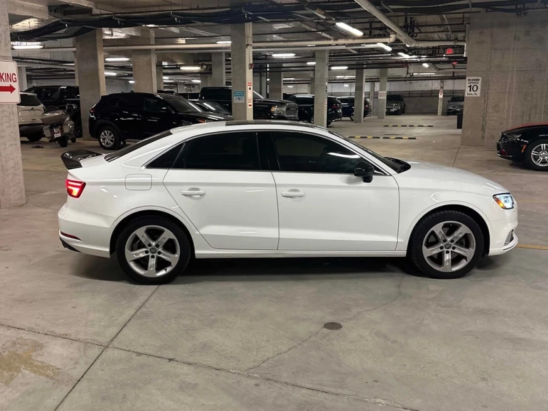 Audi A3 * 2.0T Komfort * CARFAX * БЕЗ ПЪРВОНАЧАЛНА ВНОСКА, снимка 3 - Автомобили и джипове - 52950782
