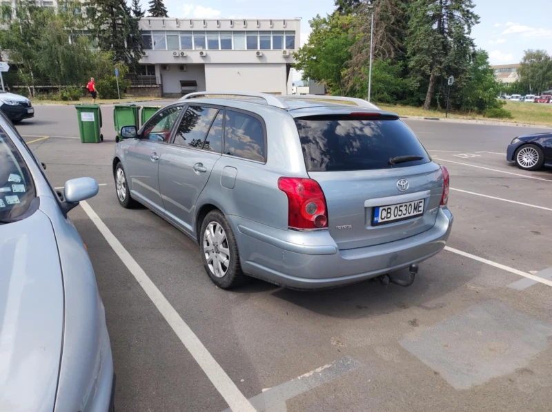 Toyota Avensis, снимка 4 - Автомобили и джипове - 52976133