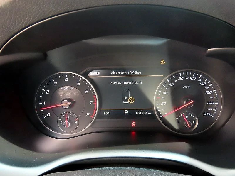 Kia Stinger 3.3 Turbo AWD| 365к.с.| ВКЛ.ТЕХНОТЕСТ, снимка 9 - Автомобили и джипове - 55404926