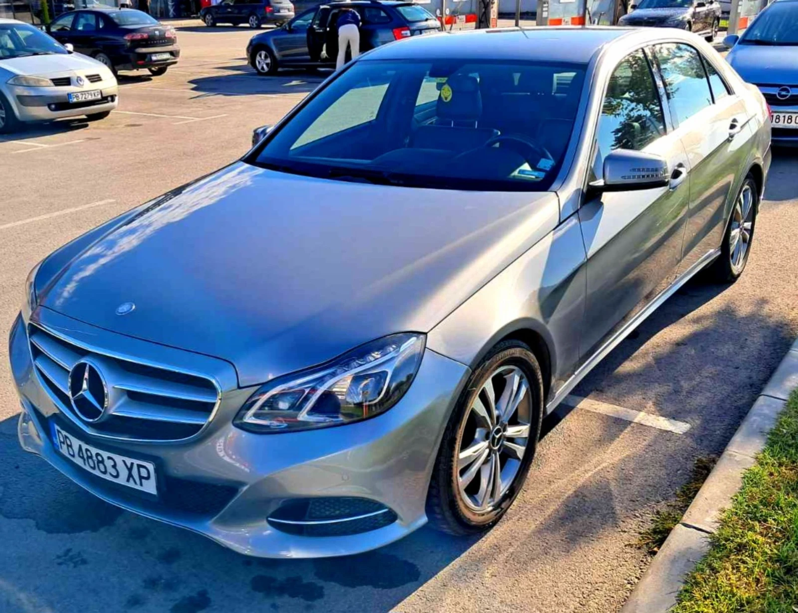 Mercedes-Benz E 220, снимка 1