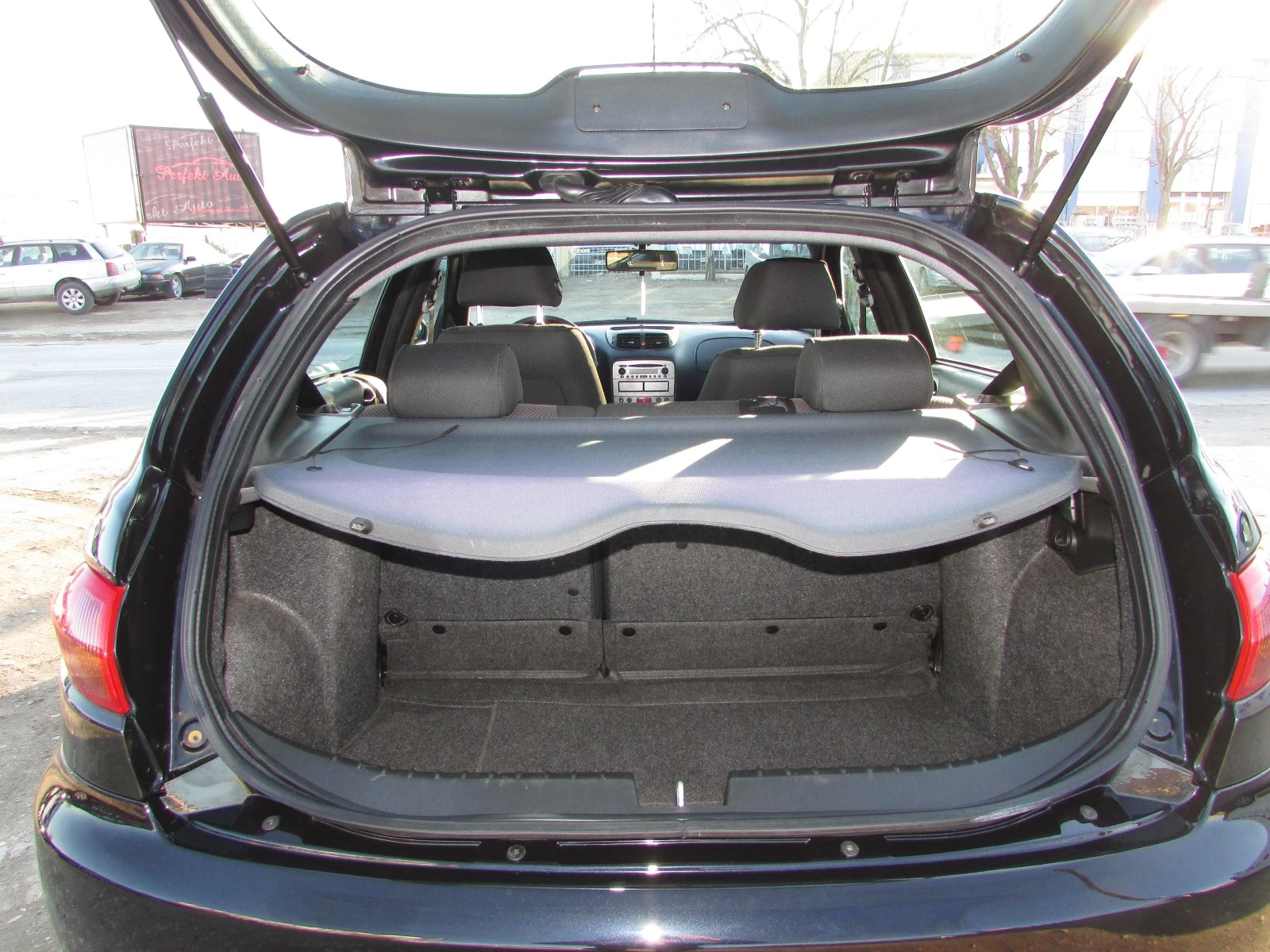 Alfa Romeo 147 1.6i EURO4 | Mobile.bg   15