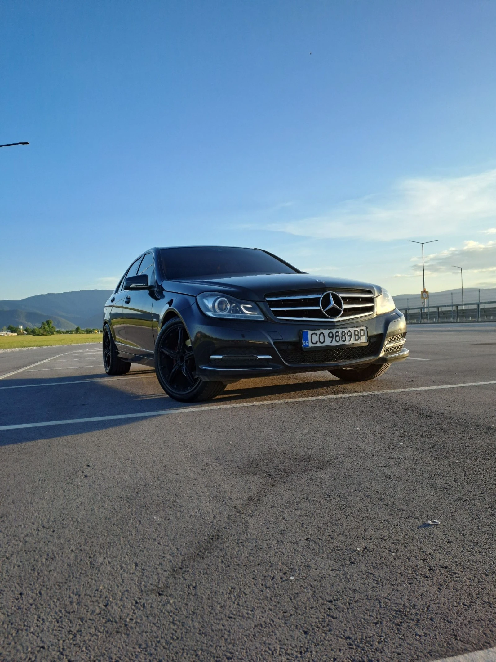 Mercedes-Benz C 220  - изображение 9