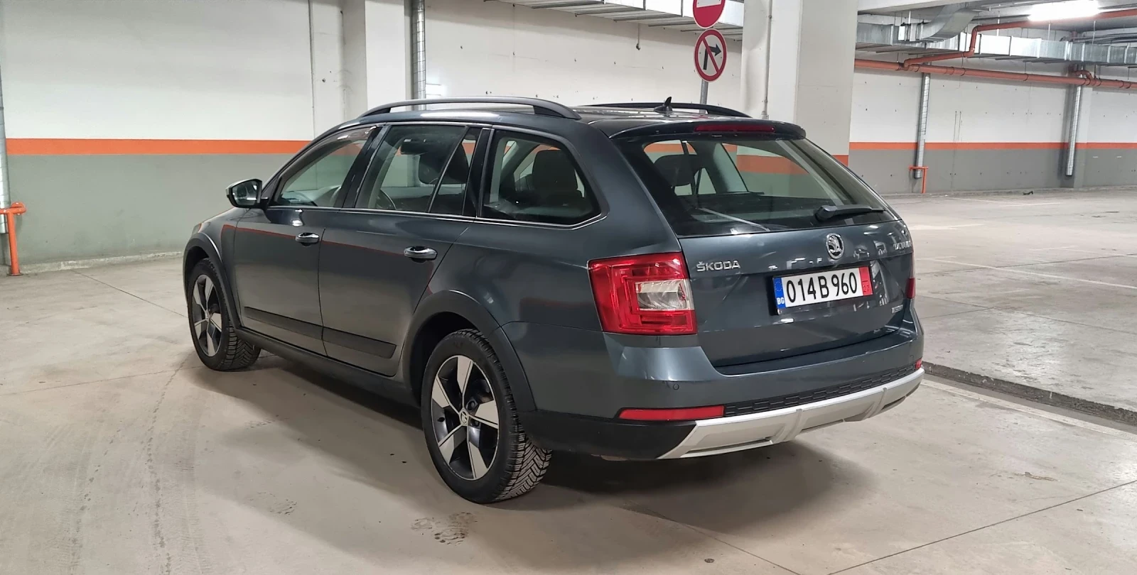 Skoda Octavia SCOUT 2.0TDI 184 Euro 6b 4x4 - изображение 2