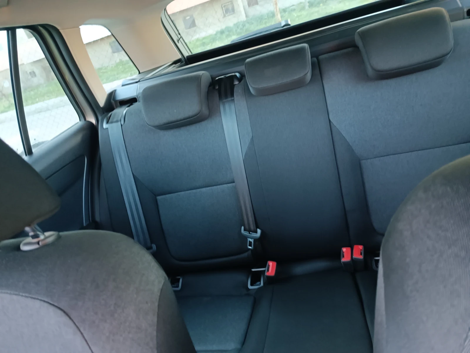 Skoda Fabia 1.0 MPI  - изображение 8