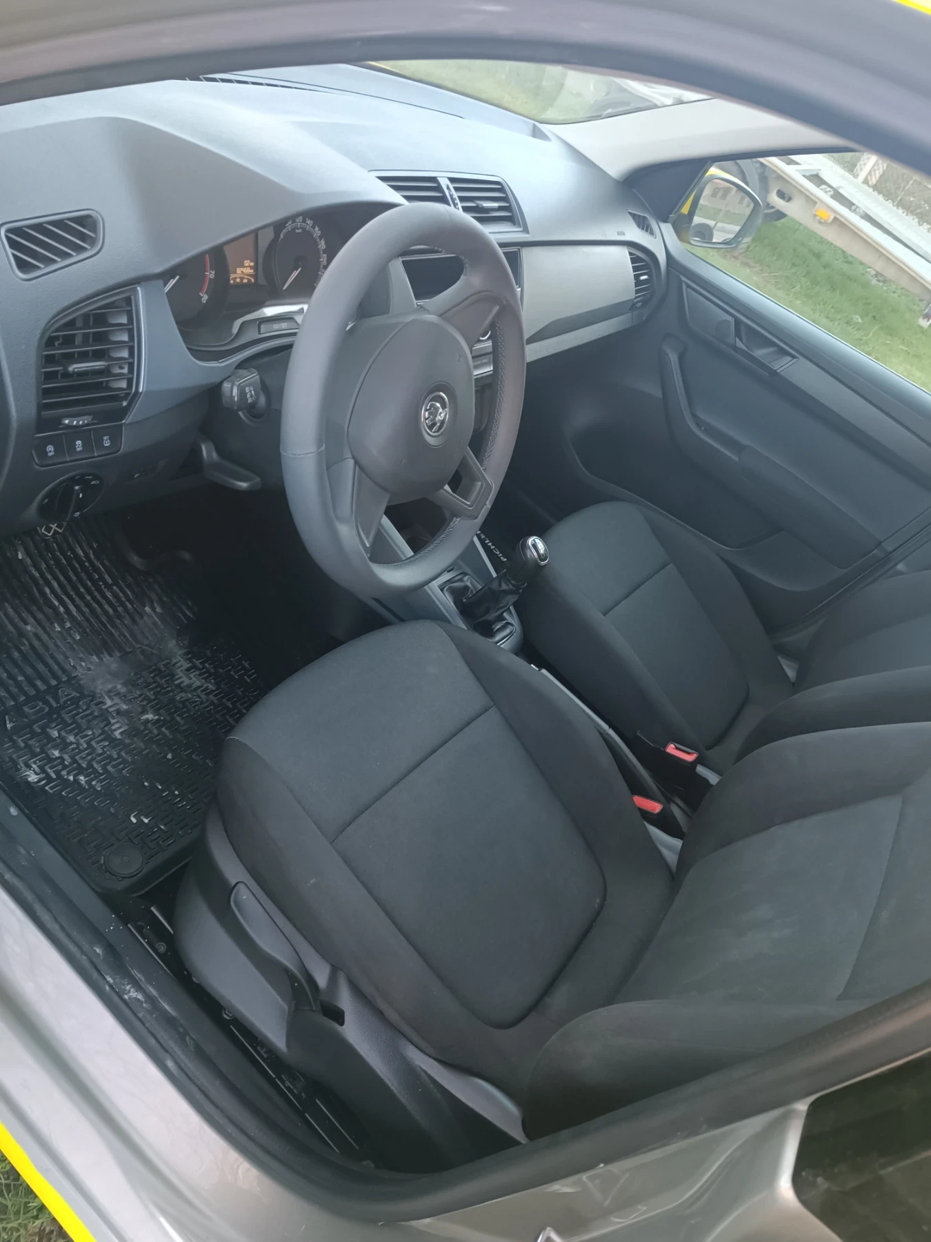 Skoda Fabia 1.0 MPI  - изображение 6