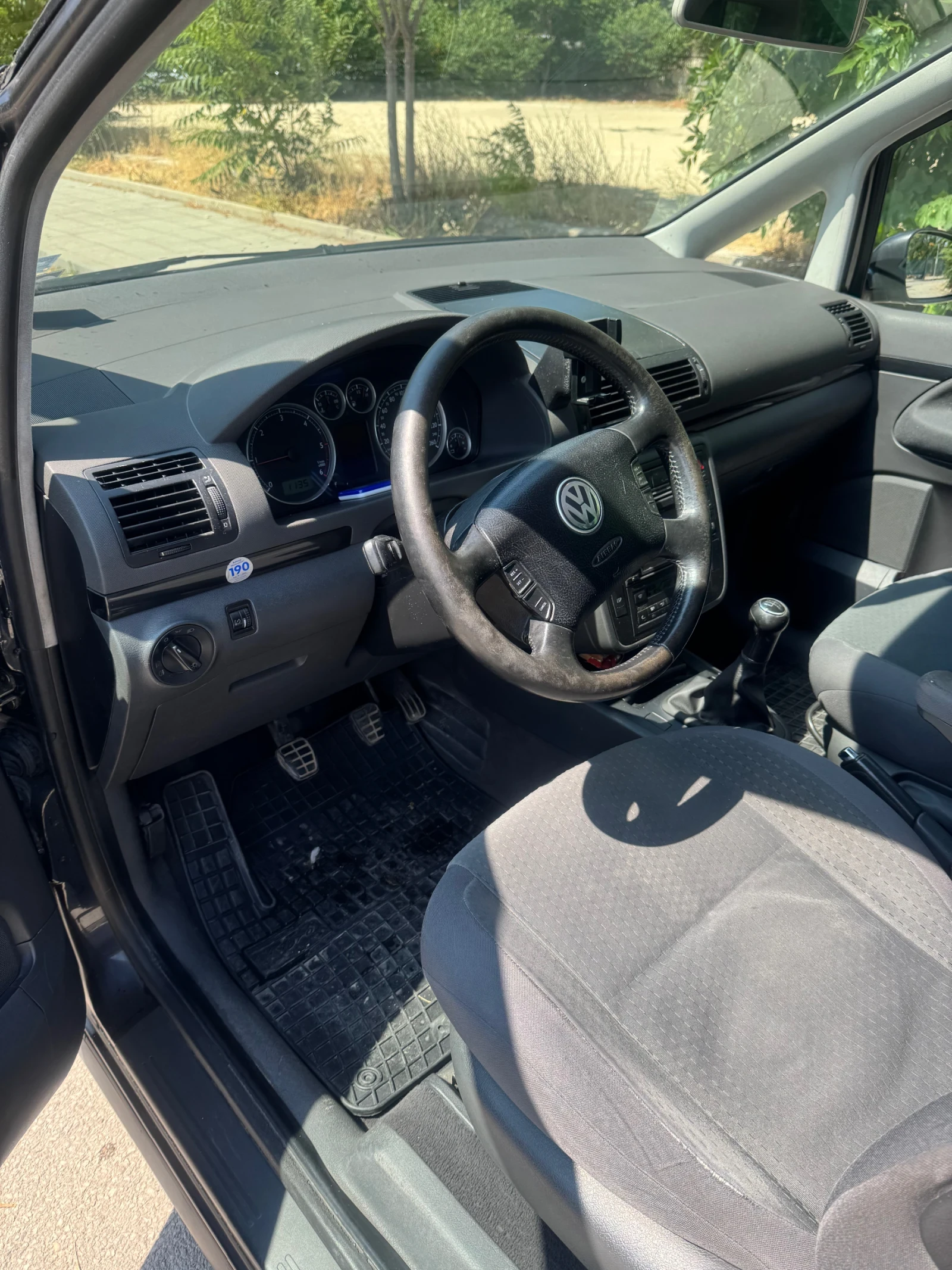 VW Sharan  - изображение 4