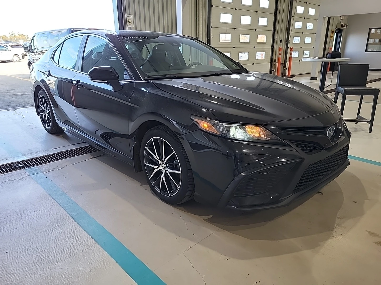 Toyota Camry * CARFAX * БЕЗ ПЪРВОНАЧАЛНА ВНОСКА | Mobile.bg — изображение 2