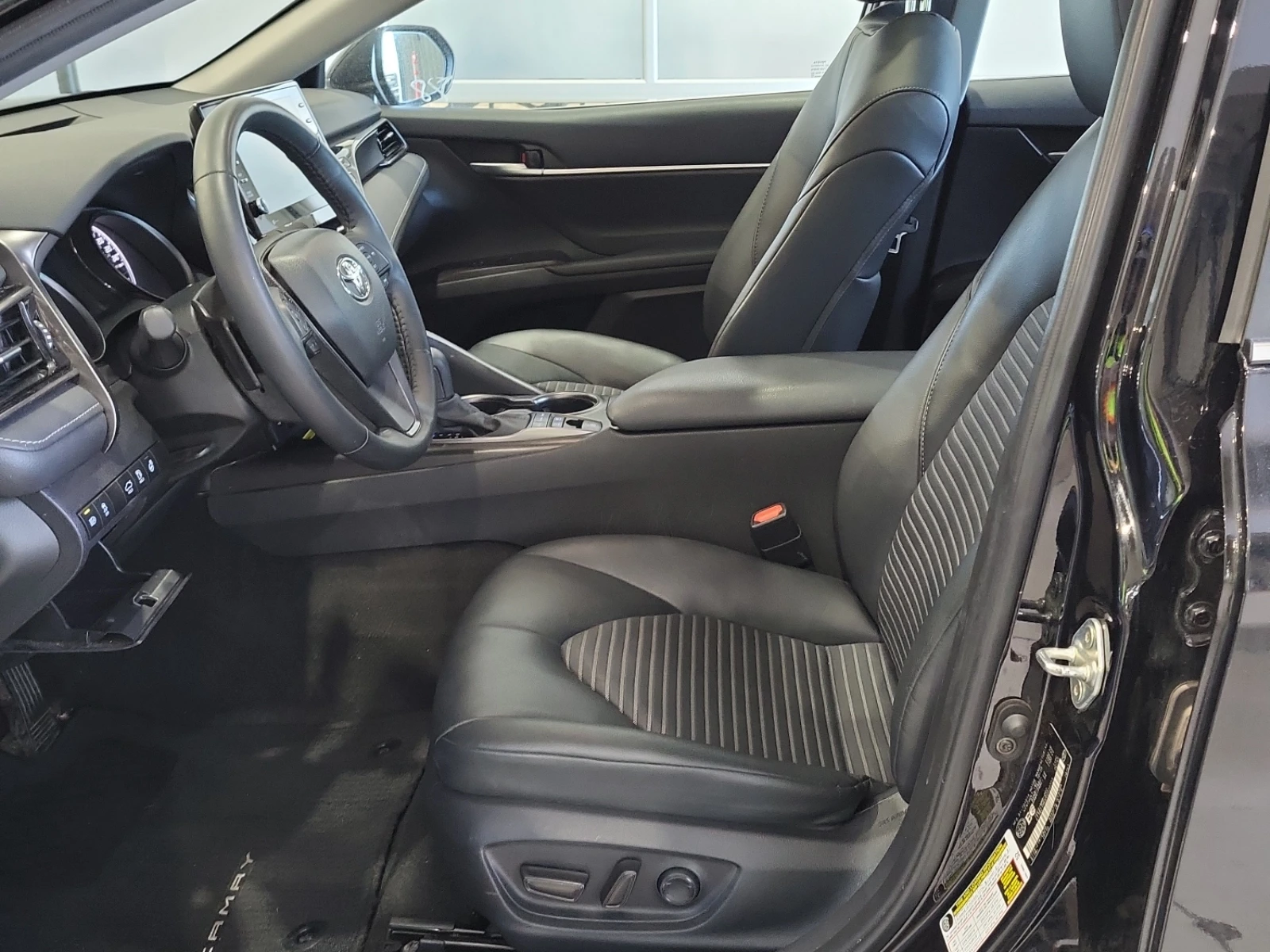 Toyota Camry * CARFAX * БЕЗ ПЪРВОНАЧАЛНА ВНОСКА | Mobile.bg — изображение 7