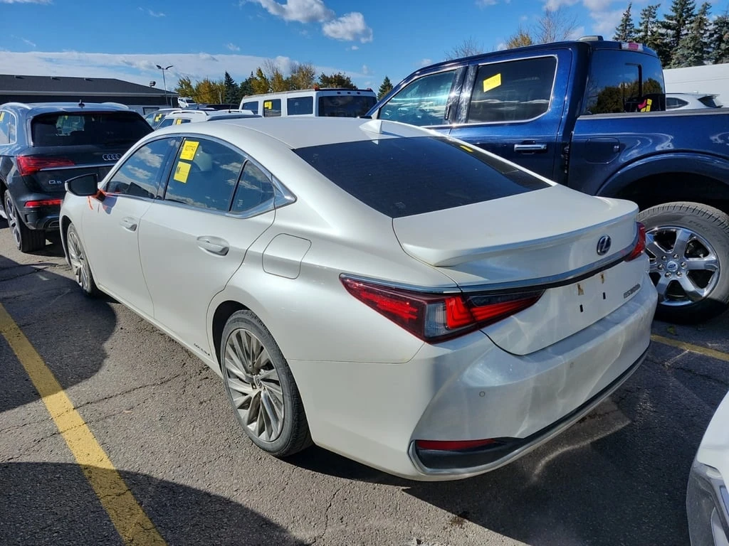 Lexus ES * 300H * CARFAX *    | Mobile.bg   4
