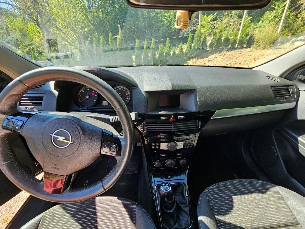 Opel Astra GTC 1.9 | Mobile.bg   8