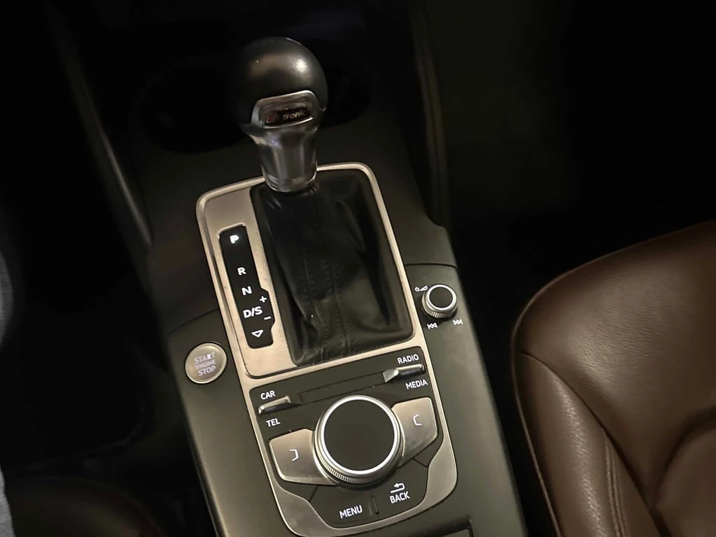 Audi A3 * 2.0T Komfort * CARFAX * БЕЗ ПЪРВОНАЧАЛНА ВНОСКА - изображение 10