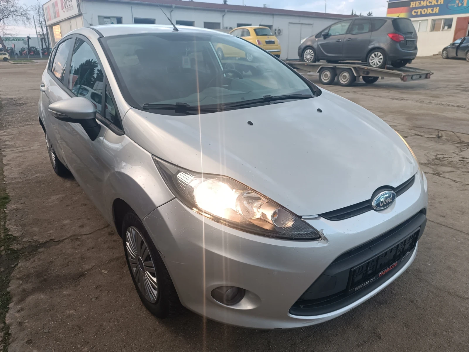 Ford Fiesta 1, 4i, ПЕРФЕКТНА, ЛИЗИНГ  - изображение 2