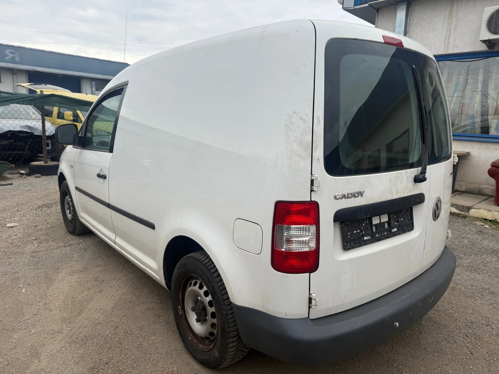 VW Caddy, снимка 3 - Автомобили и джипове - 53903485