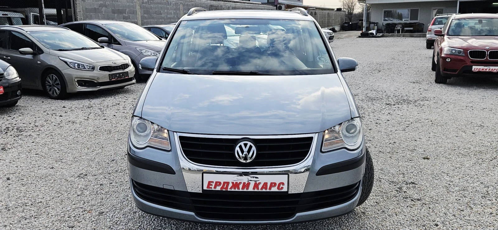 VW Touran 1.9TDI* FACELIFT* 2008г, снимка 4 - Автомобили и джипове - 54021852