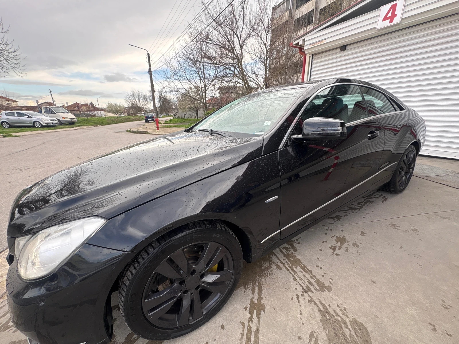 Mercedes-Benz E 250 Coupe , снимка 5 - Автомобили и джипове - 54083736