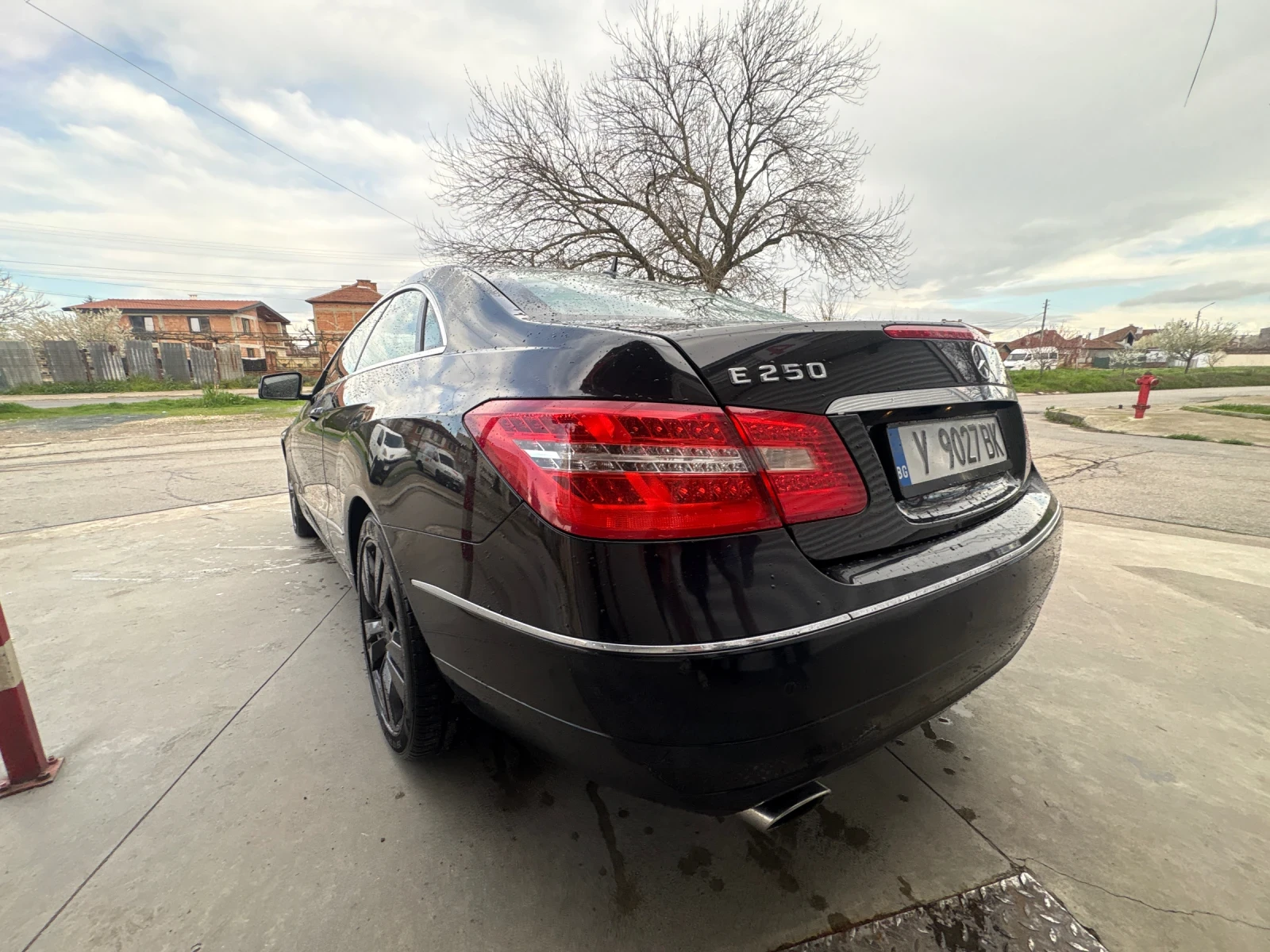 Mercedes-Benz E 250 Coupe , снимка 2 - Автомобили и джипове - 54083736