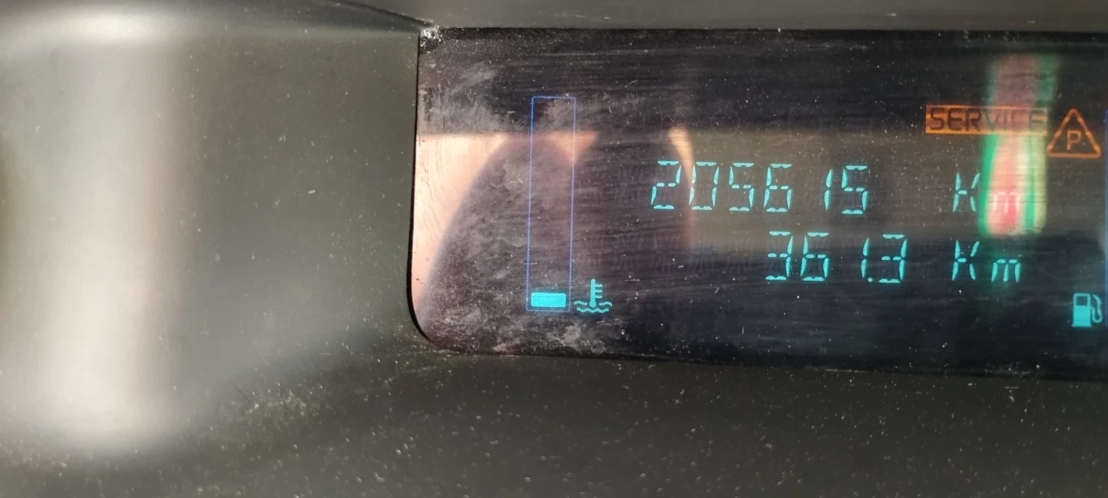 Renault Scenic K9K, снимка 7 - Автомобили и джипове - 54095877