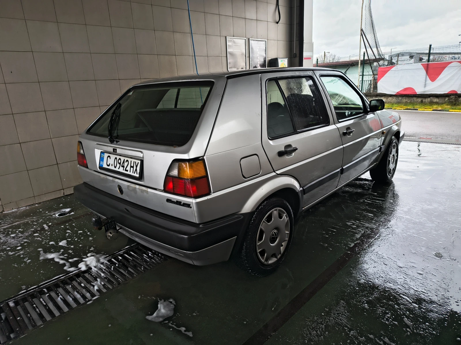 VW Golf 1.6 Gas, снимка 10 - Автомобили и джипове - 54151661