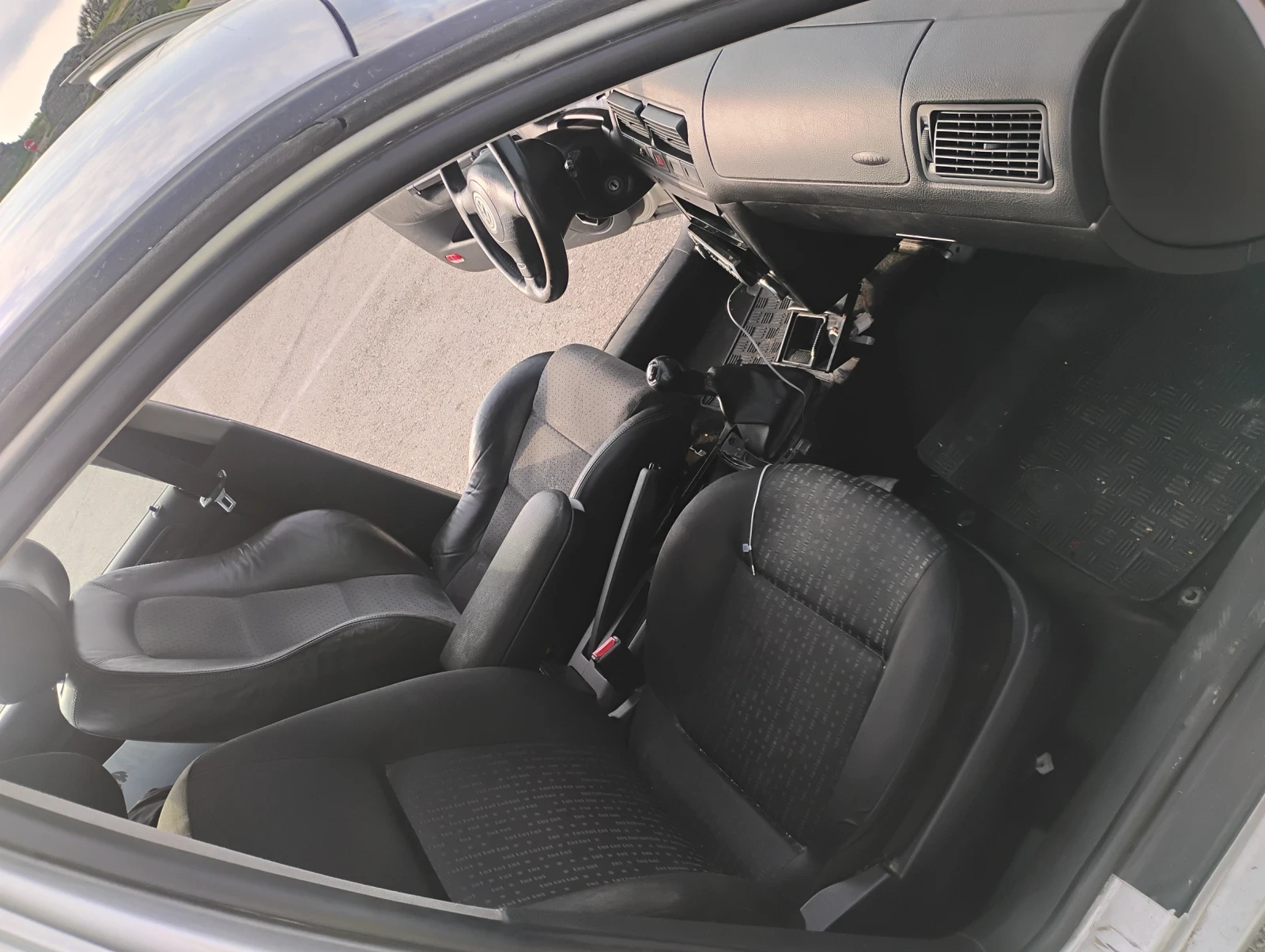 VW Golf, снимка 8 - Автомобили и джипове - 54170350