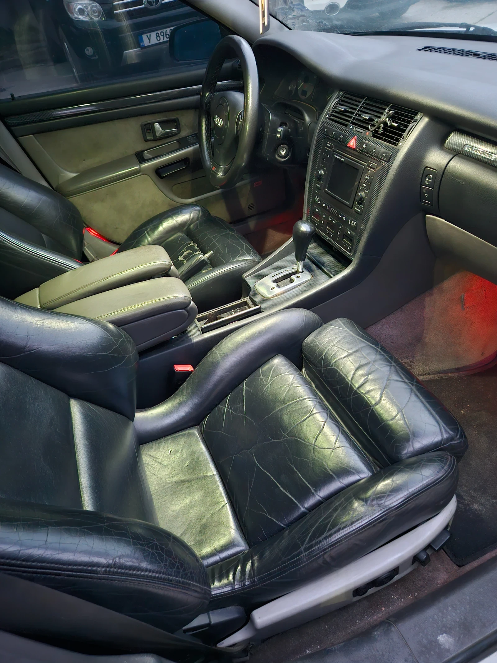 Audi S8 4.2, снимка 9 - Автомобили и джипове - 54430175