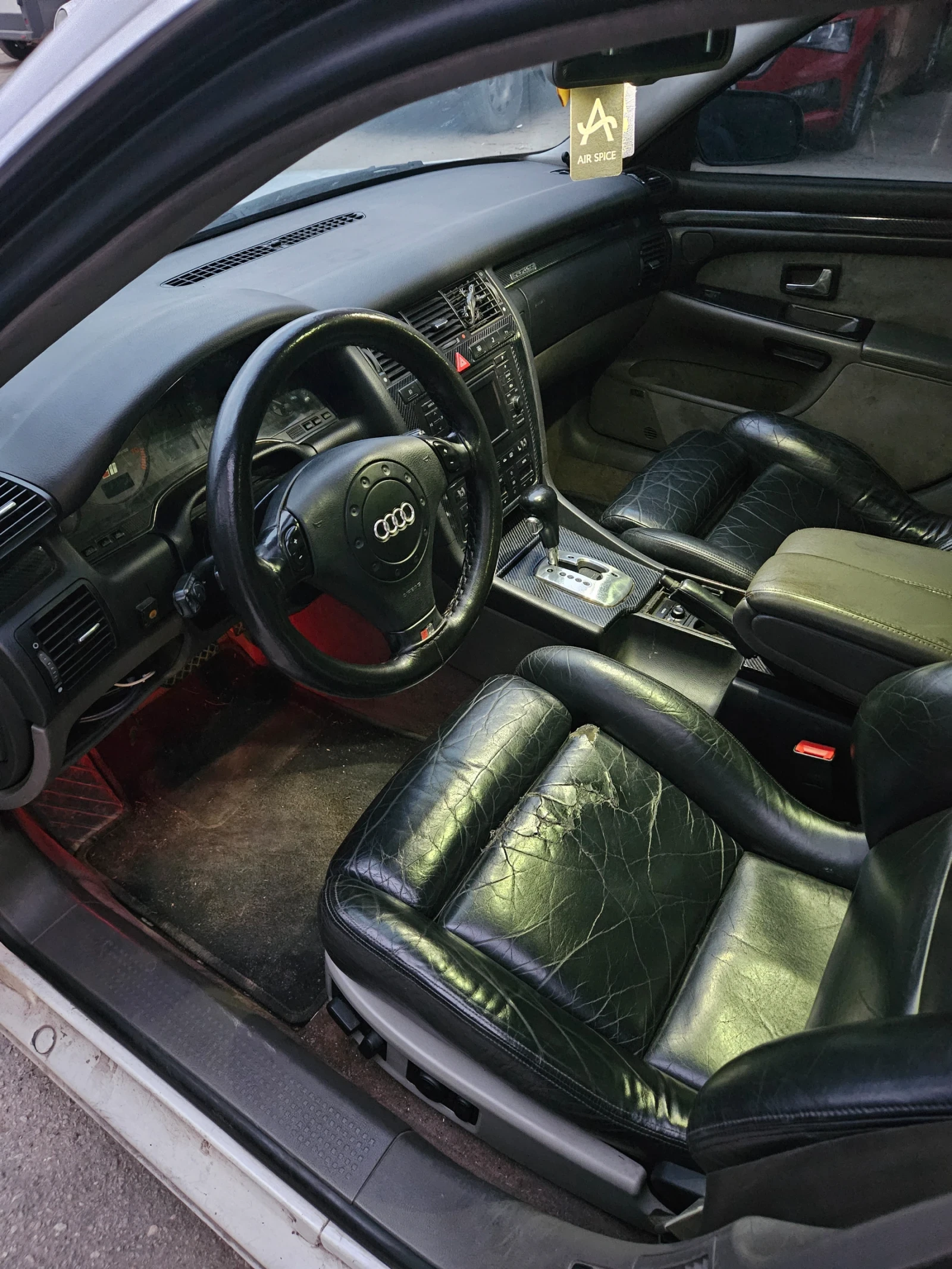 Audi S8 4.2, снимка 8 - Автомобили и джипове - 54430175