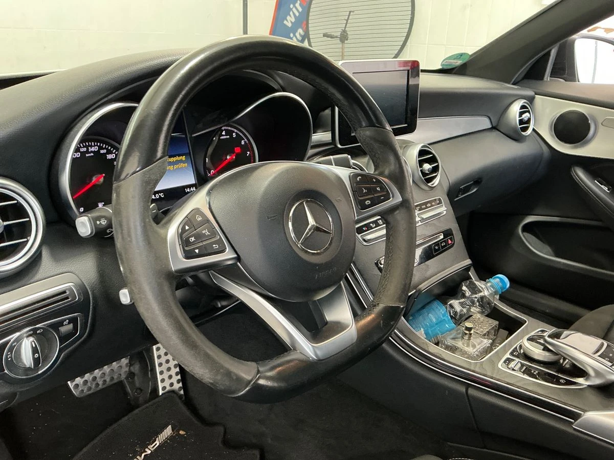 Mercedes-Benz C 300  Night Edition AMG Line Лизинг, снимка 10 - Автомобили и джипове - 54465158