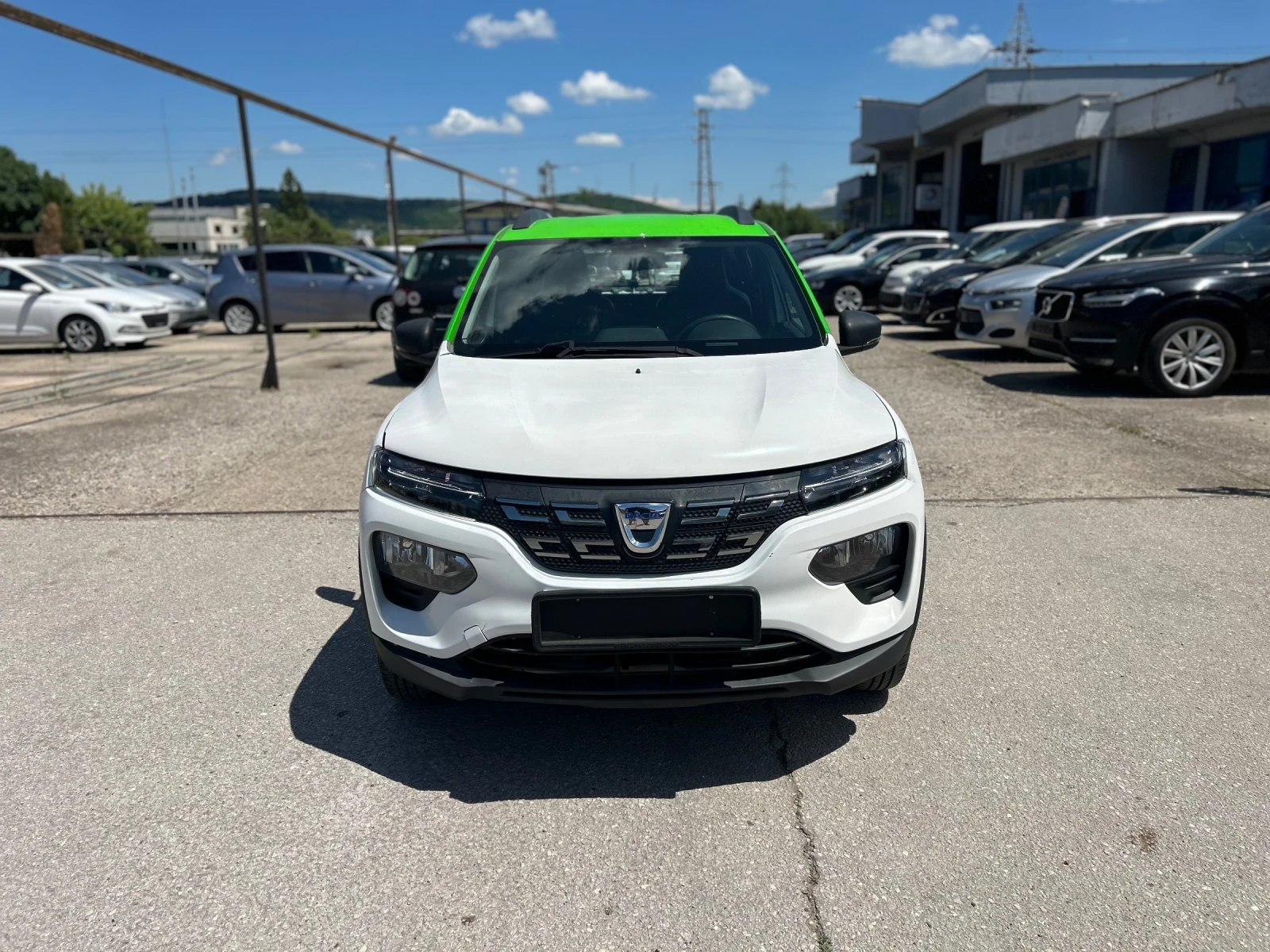 Dacia Spring, снимка 2 - Автомобили и джипове - 54773760