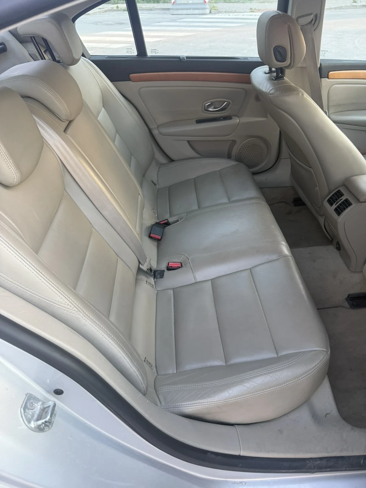 Renault Laguna Initiale, снимка 11 - Автомобили и джипове - 54807703