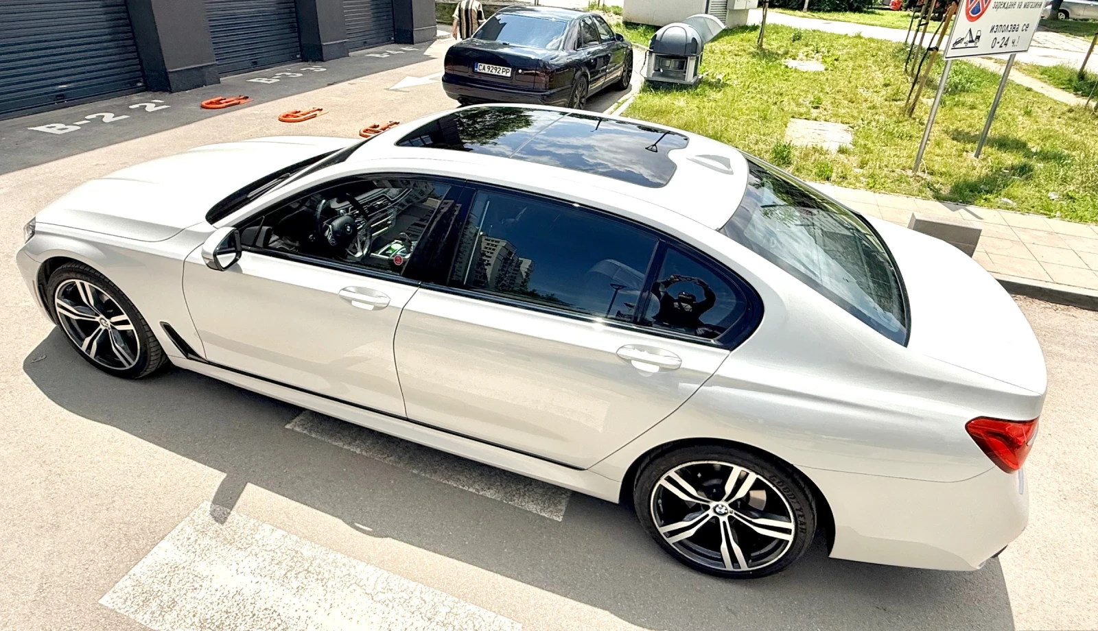 BMW 750, снимка 13 - Автомобили и джипове - 54857502