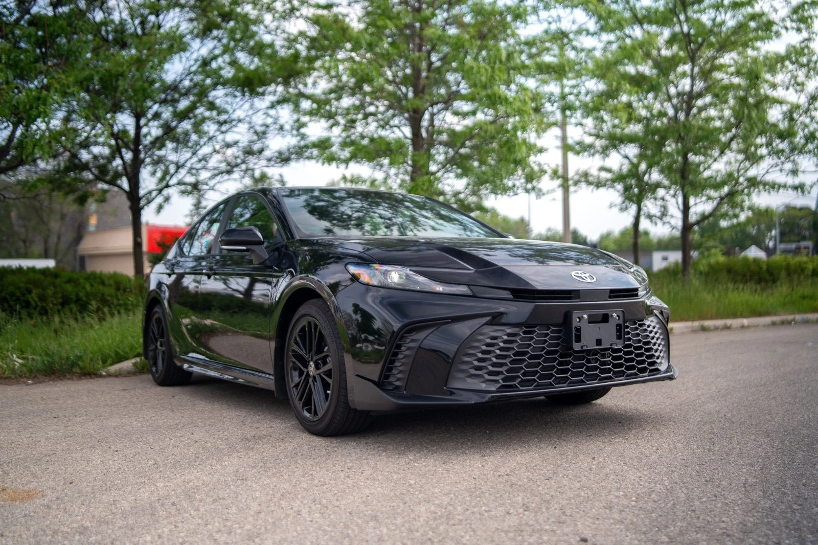 Toyota Camry SE / NIGHT SHADE/ 