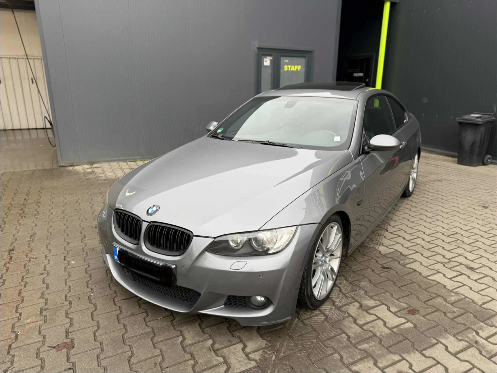BMW 330 ОБСЛУЖЕНА, ФУЛ ЕКСТРИ БЕЗ ЩОРА, снимка 15 - Автомобили и джипове - 55558094