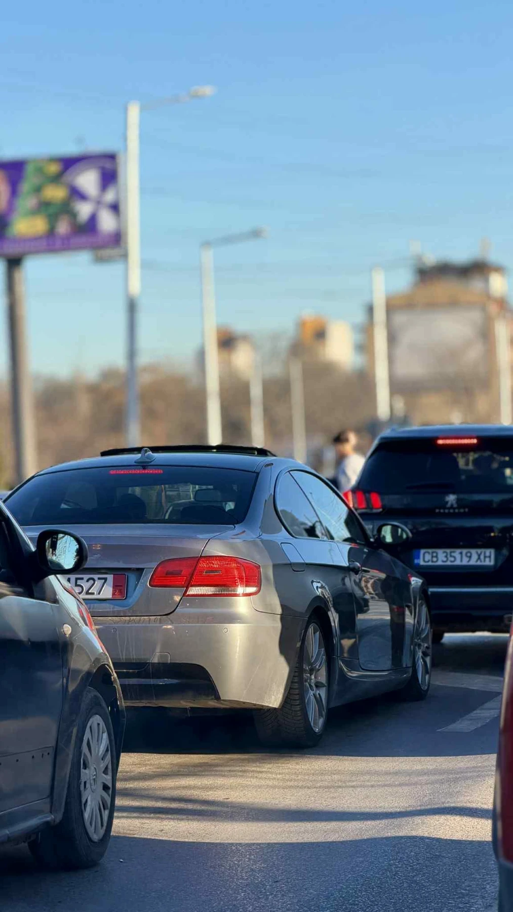 BMW 330 ОБСЛУЖЕНА, ФУЛ ЕКСТРИ БЕЗ ЩОРА, снимка 4 - Автомобили и джипове - 55558094