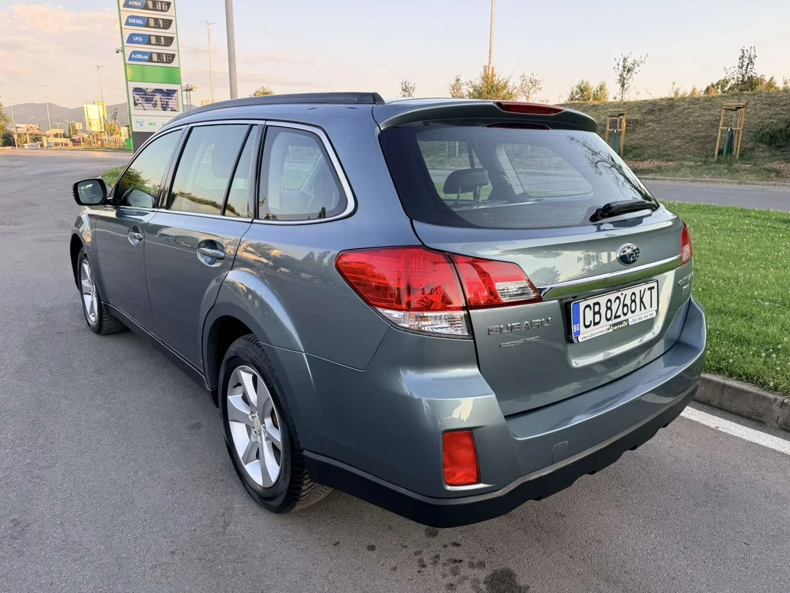 Subaru Outback 2.0 diesel 150 ks., снимка 3 - Автомобили и джипове - 55607516