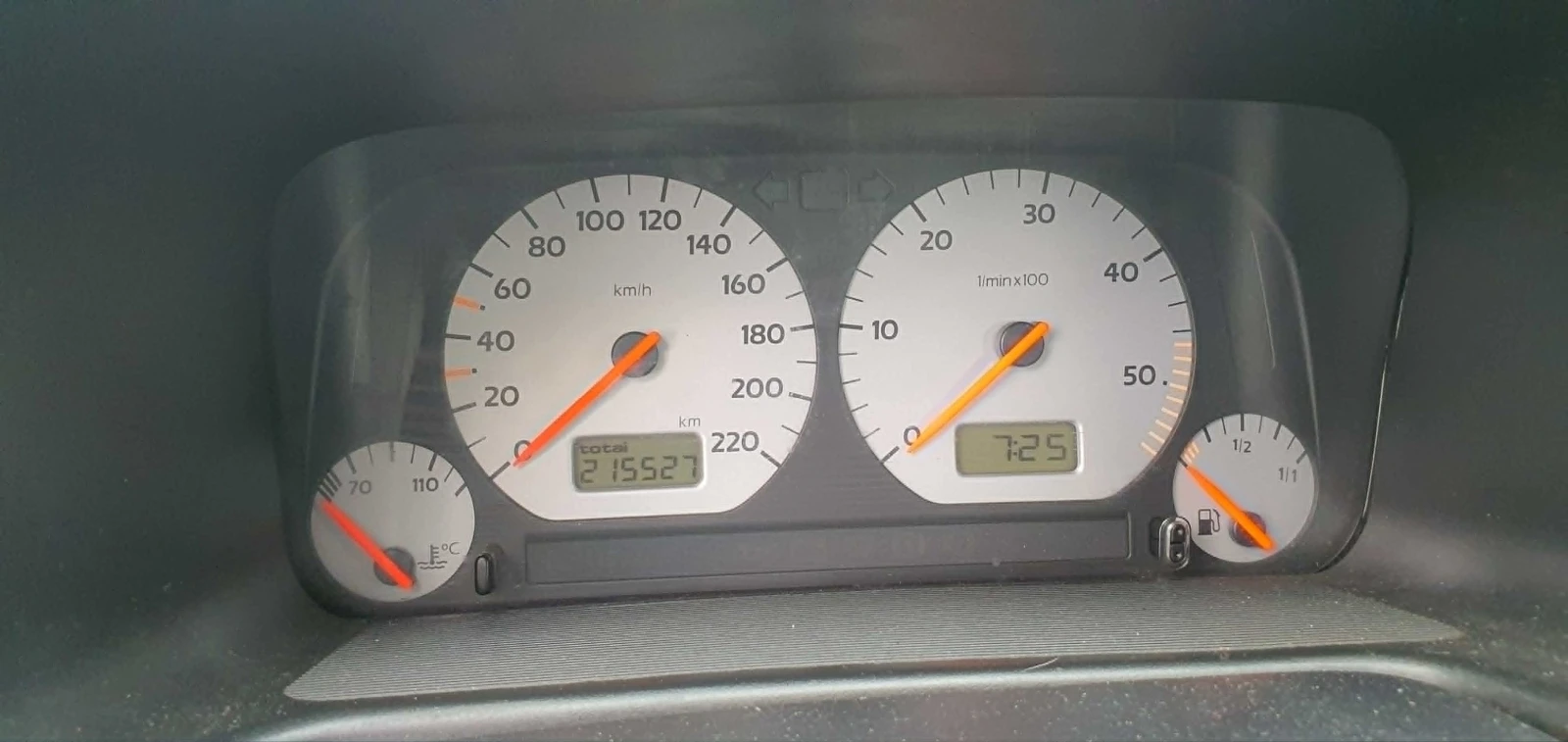 VW Golf, снимка 8 - Автомобили и джипове - 55647977