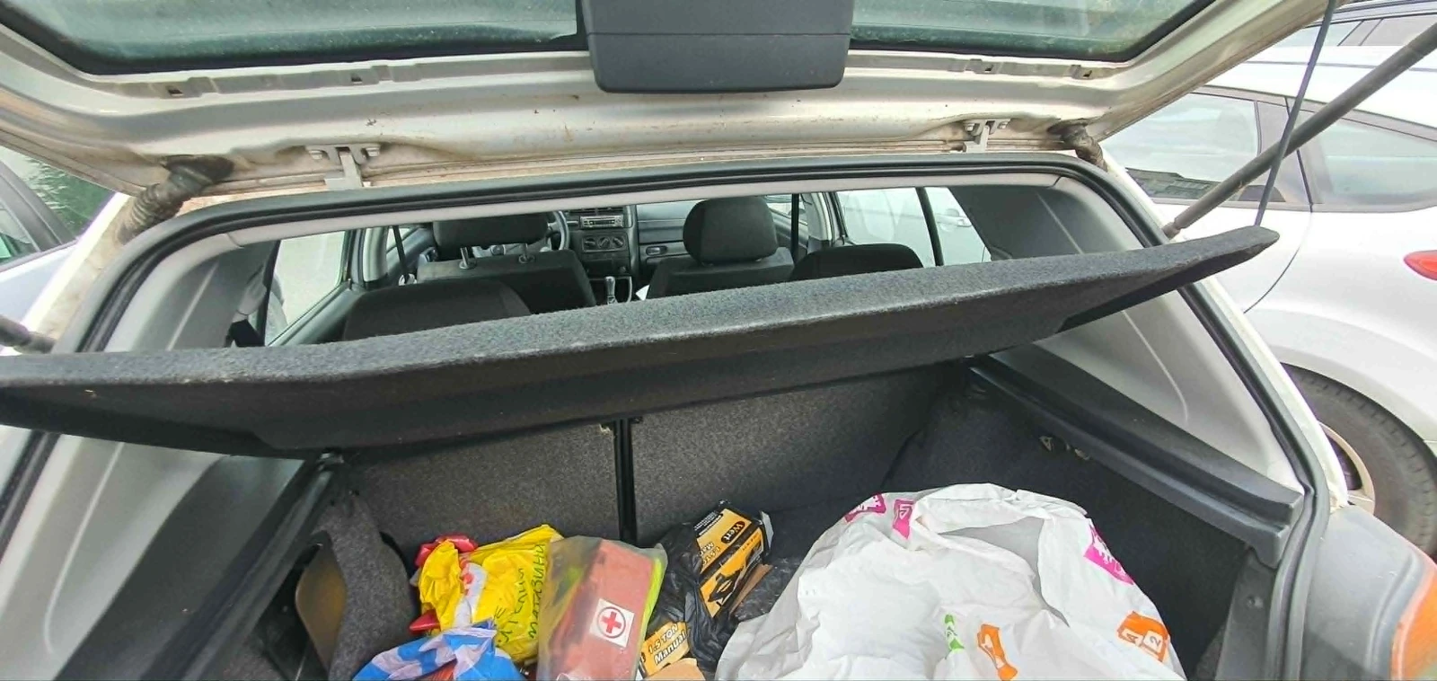 VW Golf, снимка 4 - Автомобили и джипове - 55647977