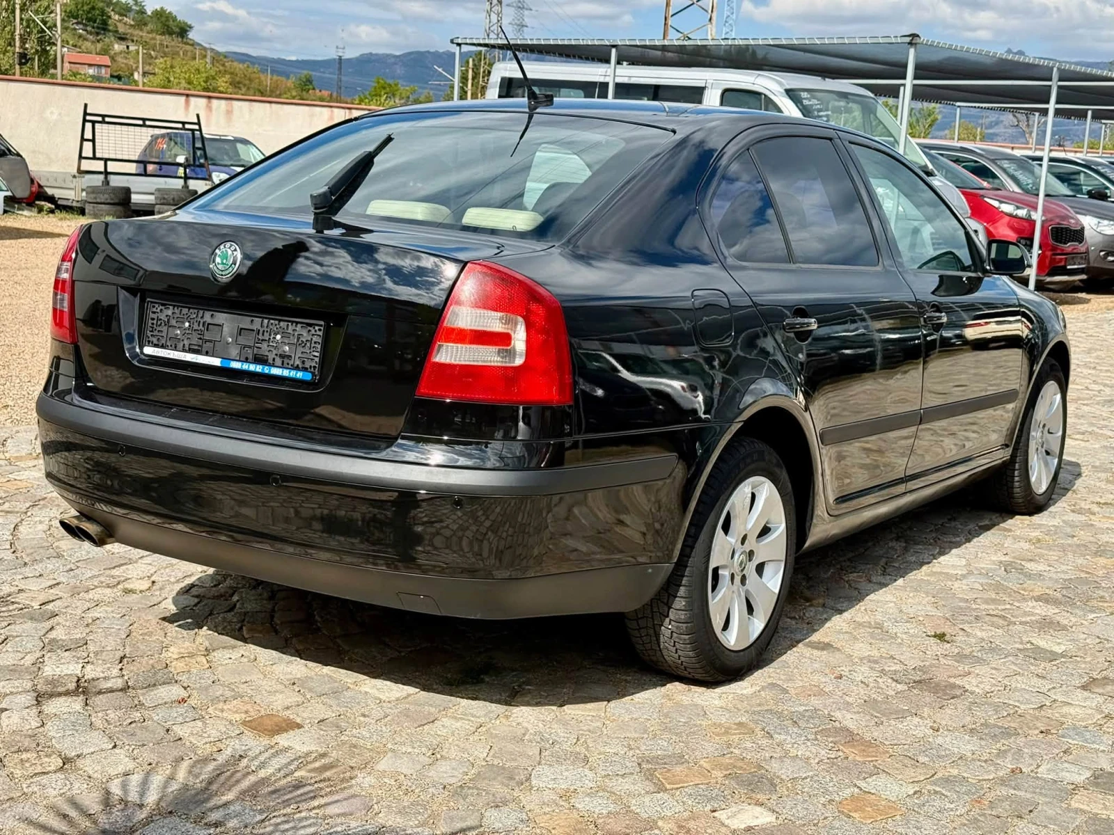 Skoda Octavia 2.0 АВТОМАТИК, снимка 4 - Автомобили и джипове - 56256851
