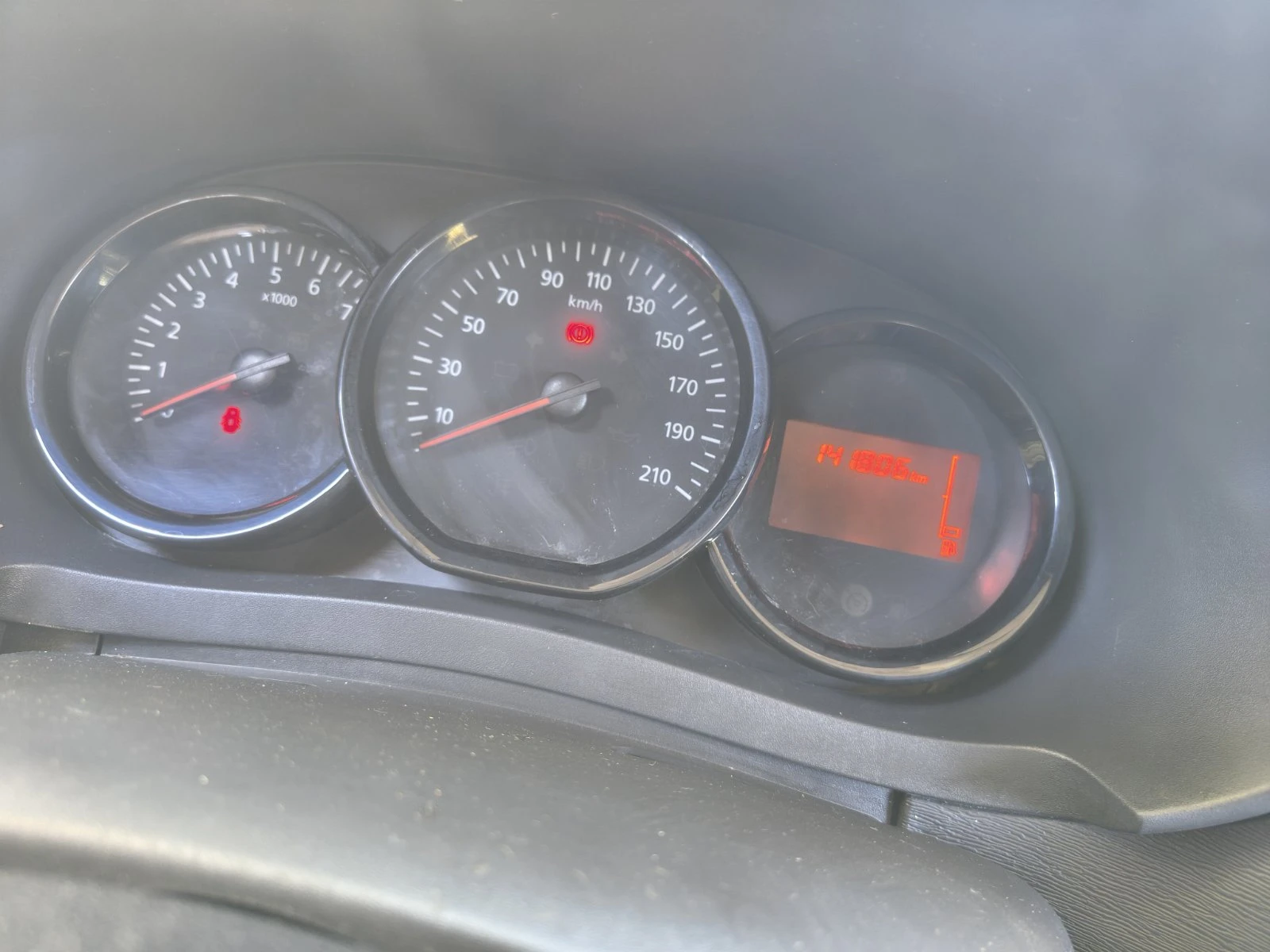 Dacia Dokker 1.5 DCI, снимка 7 - Автомобили и джипове - 56393214
