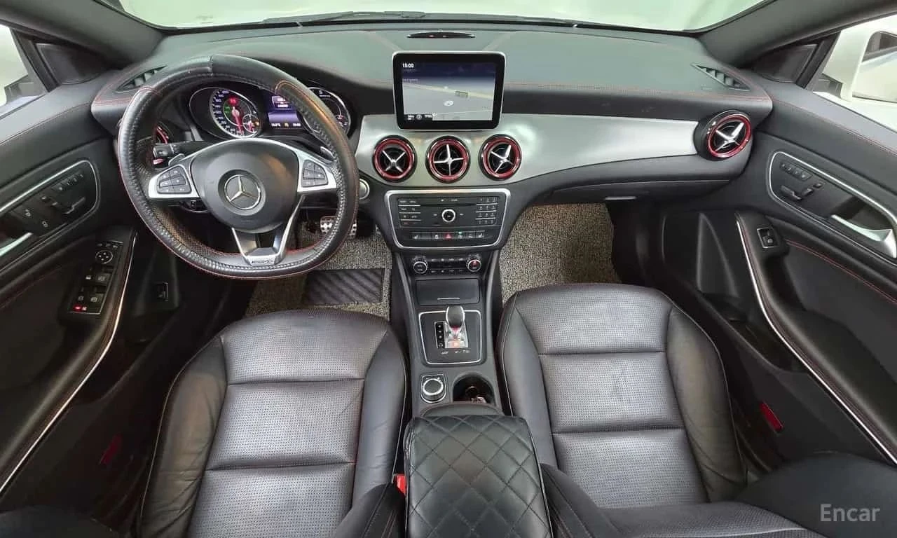 Mercedes-Benz CLA 45 AMG, снимка 7 - Автомобили и джипове - 56728807