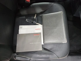 Honda Cr-v 2.0 i 4X4 EXECUTIVE AUTOMAT 8 GUMI FULL SERVICE , снимка 12