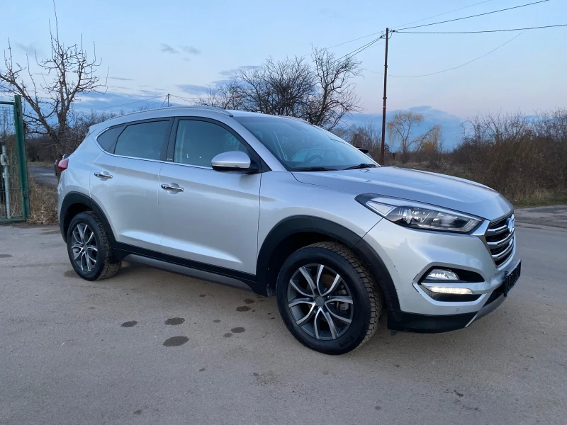 Hyundai Tucson 1.7CRDI, снимка 3 - Автомобили и джипове - 47361694