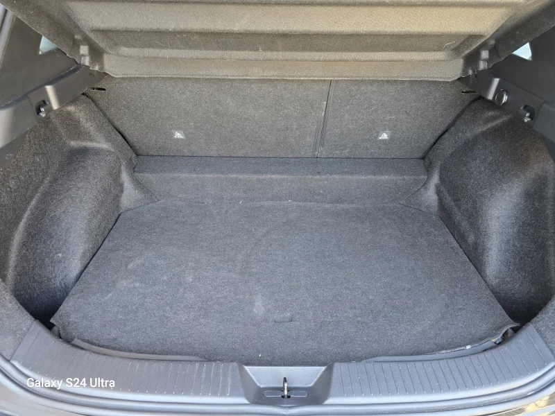 Nissan Qashqai 1.3i AUTOMATICA/HYBRIDA, снимка 15 - Автомобили и джипове - 50226273